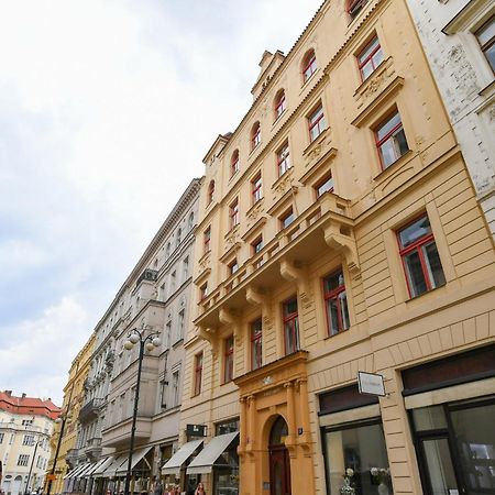 Stunning Charles Bridge Apartment Prague Extérieur photo