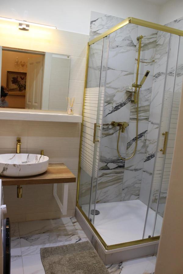 Stunning Charles Bridge Apartment Prague Extérieur photo
