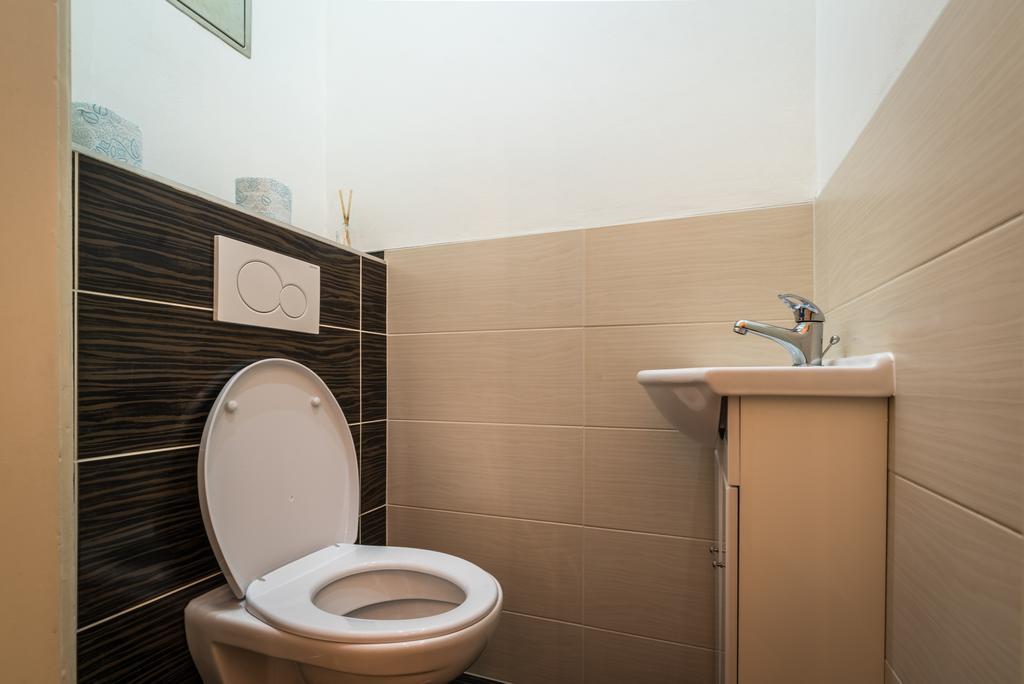 Stunning Charles Bridge Apartment Prague Extérieur photo